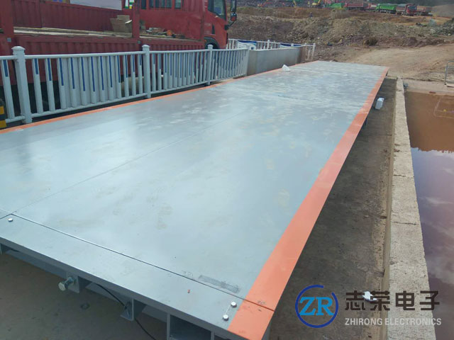 2018年8月底紹興寶城建筑工程采購1臺(tái)3x14米100噸電子汽車衡